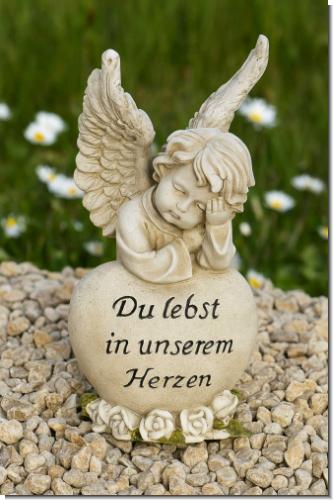 Grabengel mit Herz „Du lebst in unserem Herzen“ – wetterfest
