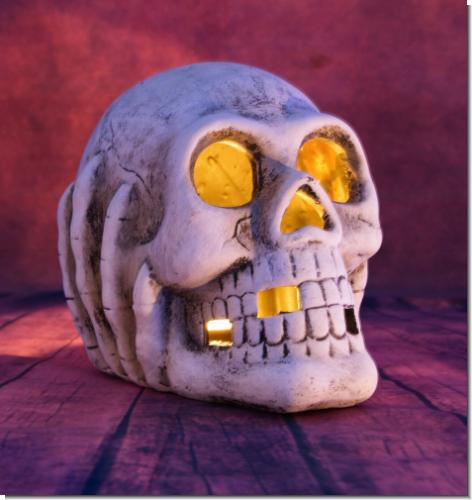 Totenkopf Skelett Schädel Skull Kerzenhalter Teelichthalter 16 cm groß NEU